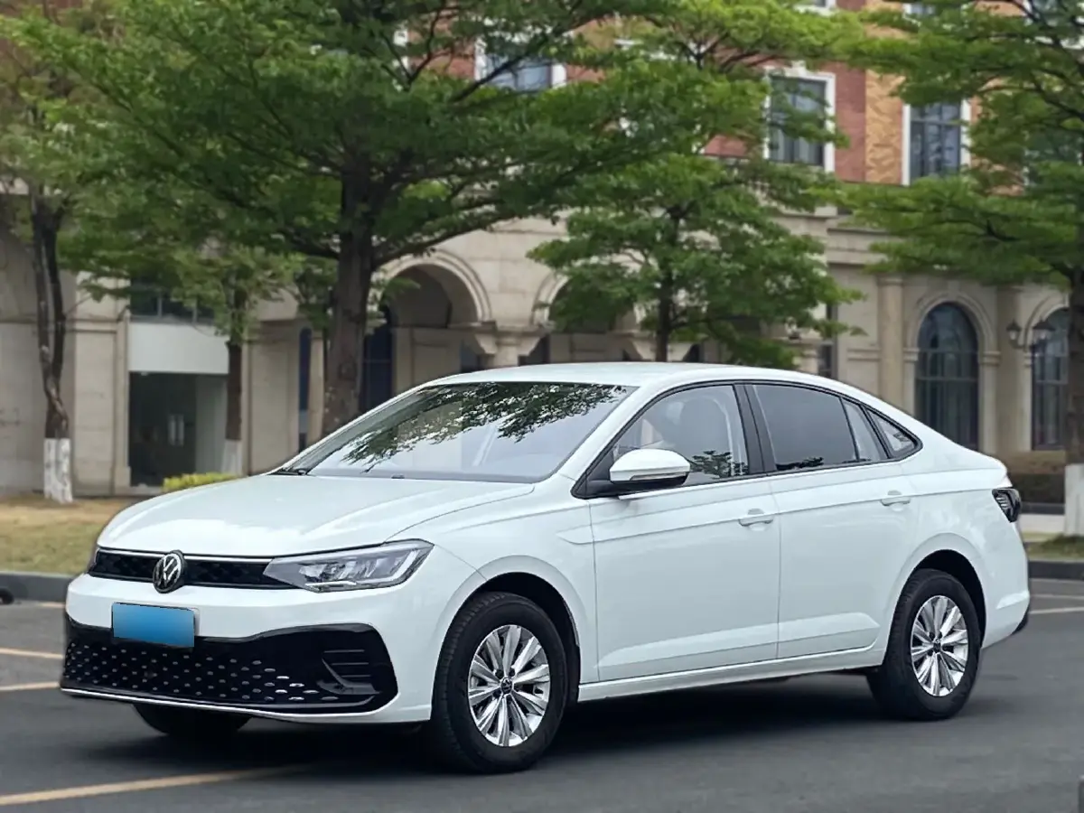 2023 Volkswagen Lavida 1.5L 110HP L4 5MT