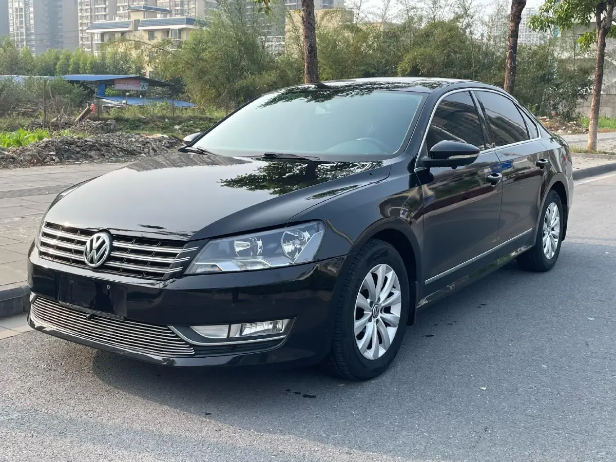 2013 Volkswagen Passat 1.8T 160HP L4 7DCT
