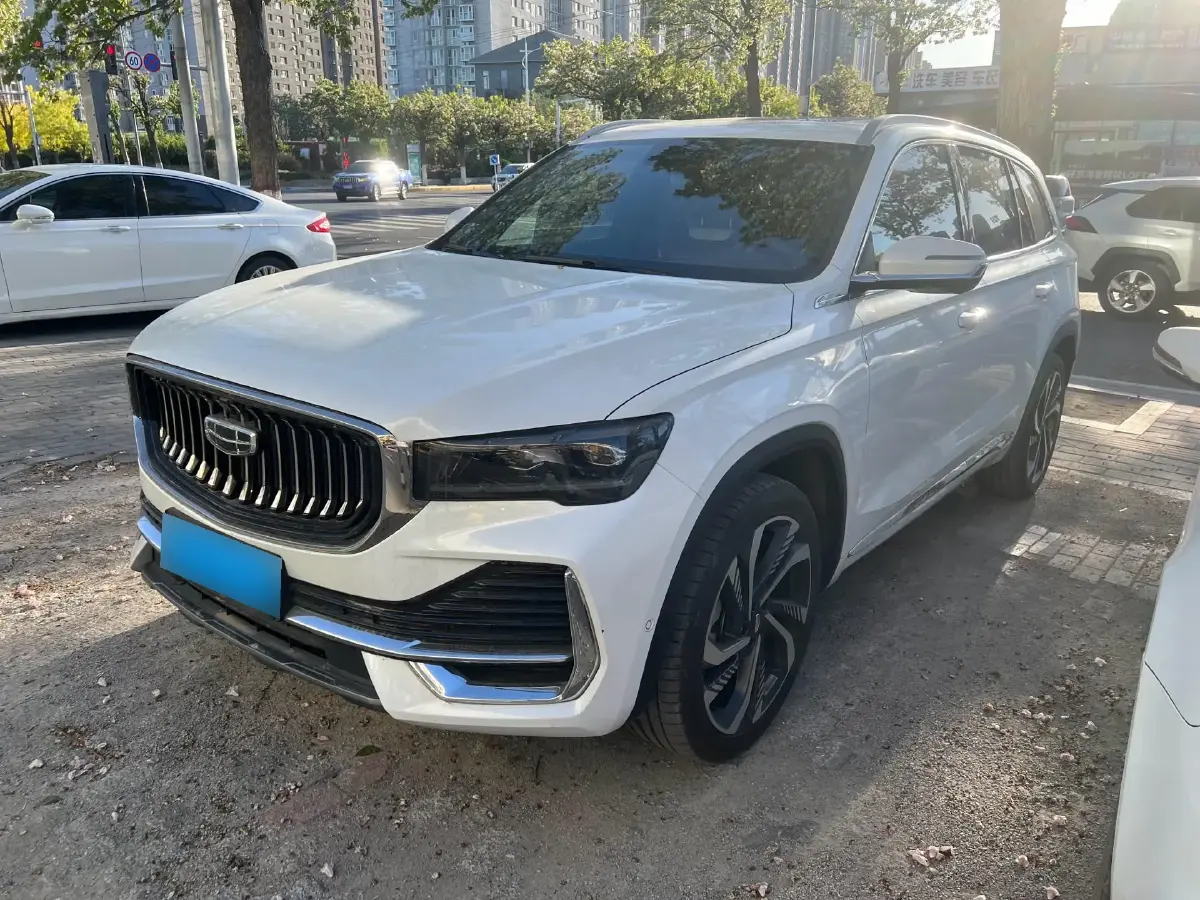 2021 Geely Monjaro 2.0T 238HP L4 8AT