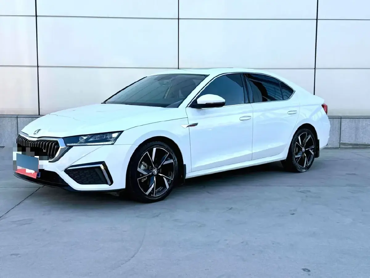 2022 Skoda Octavia 1.4T 150HP L4 7DCT