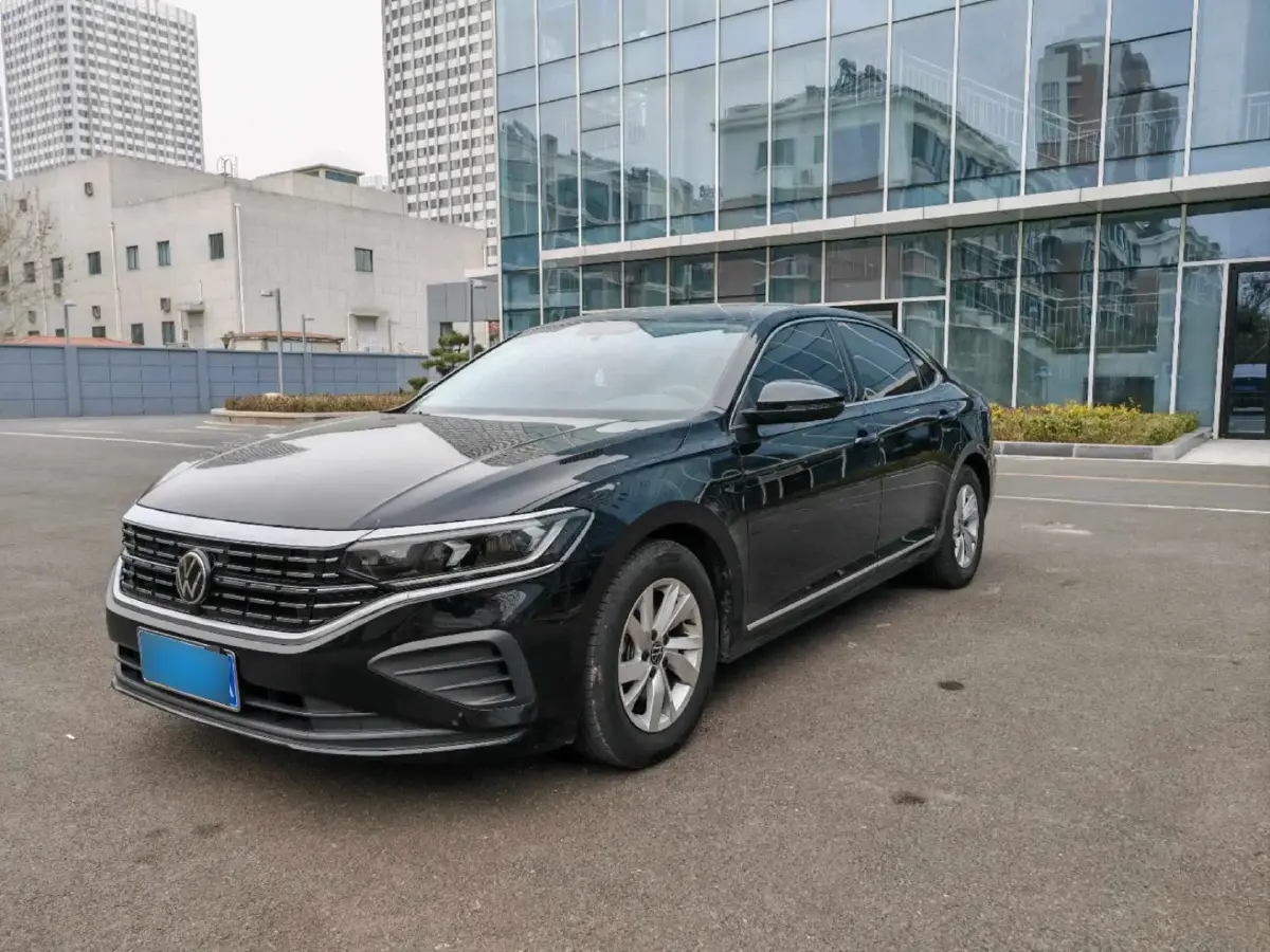 2024 Volkswagen Passat 1.4T 150HP L4 7DCT