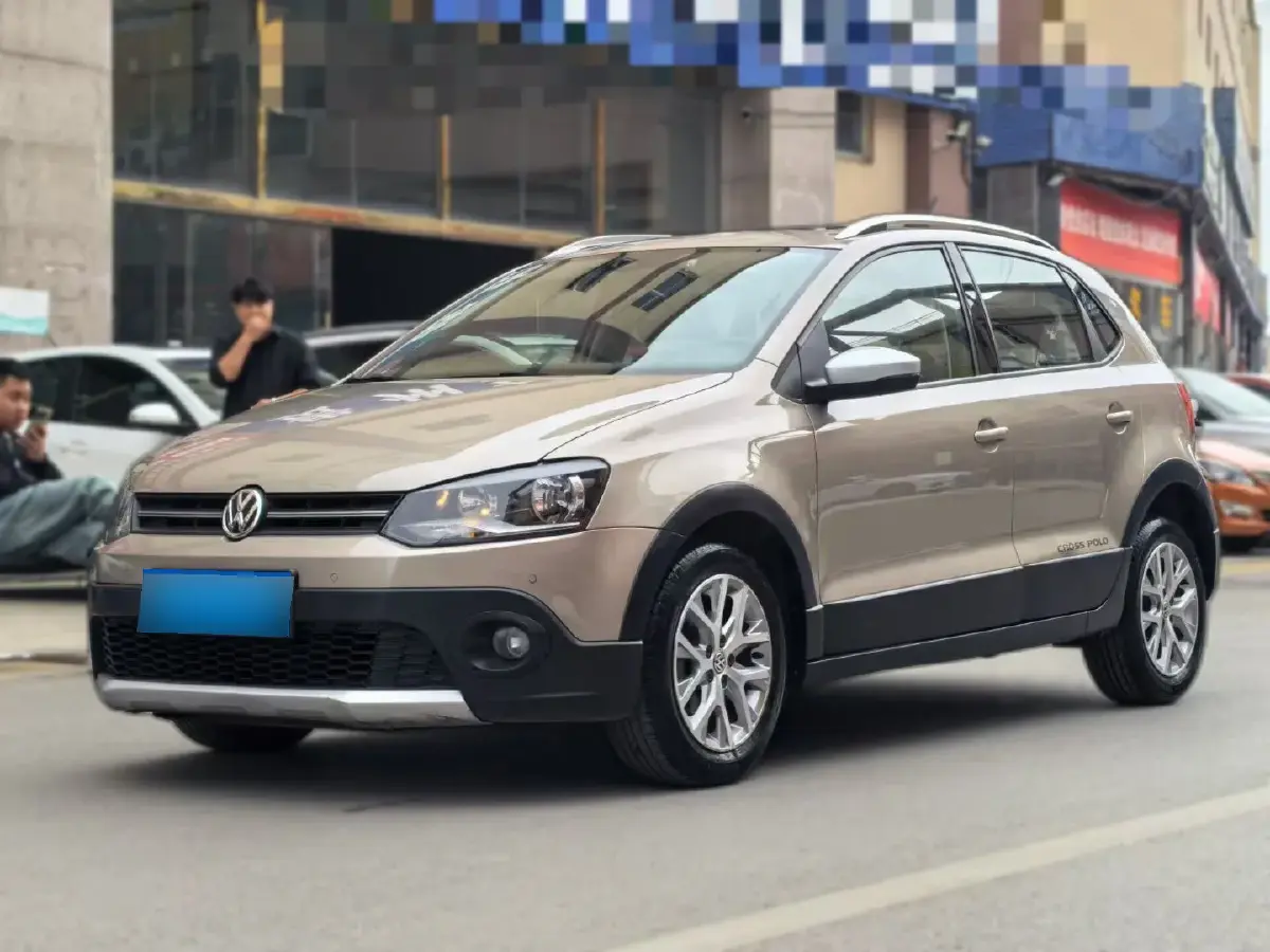 2014 Volkswagen Polo 1.6L 110HP L4 5MT