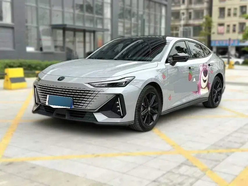 2023 ChangAn UNI-V 1.5T 188HP L4 7DCT