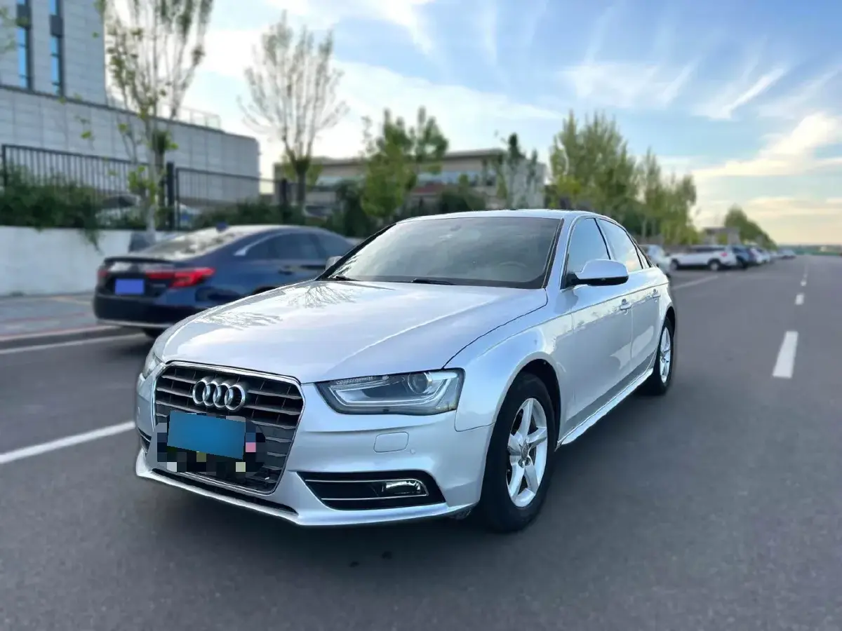 2013 Audi A4L 1.8T 160HP L4 CVT