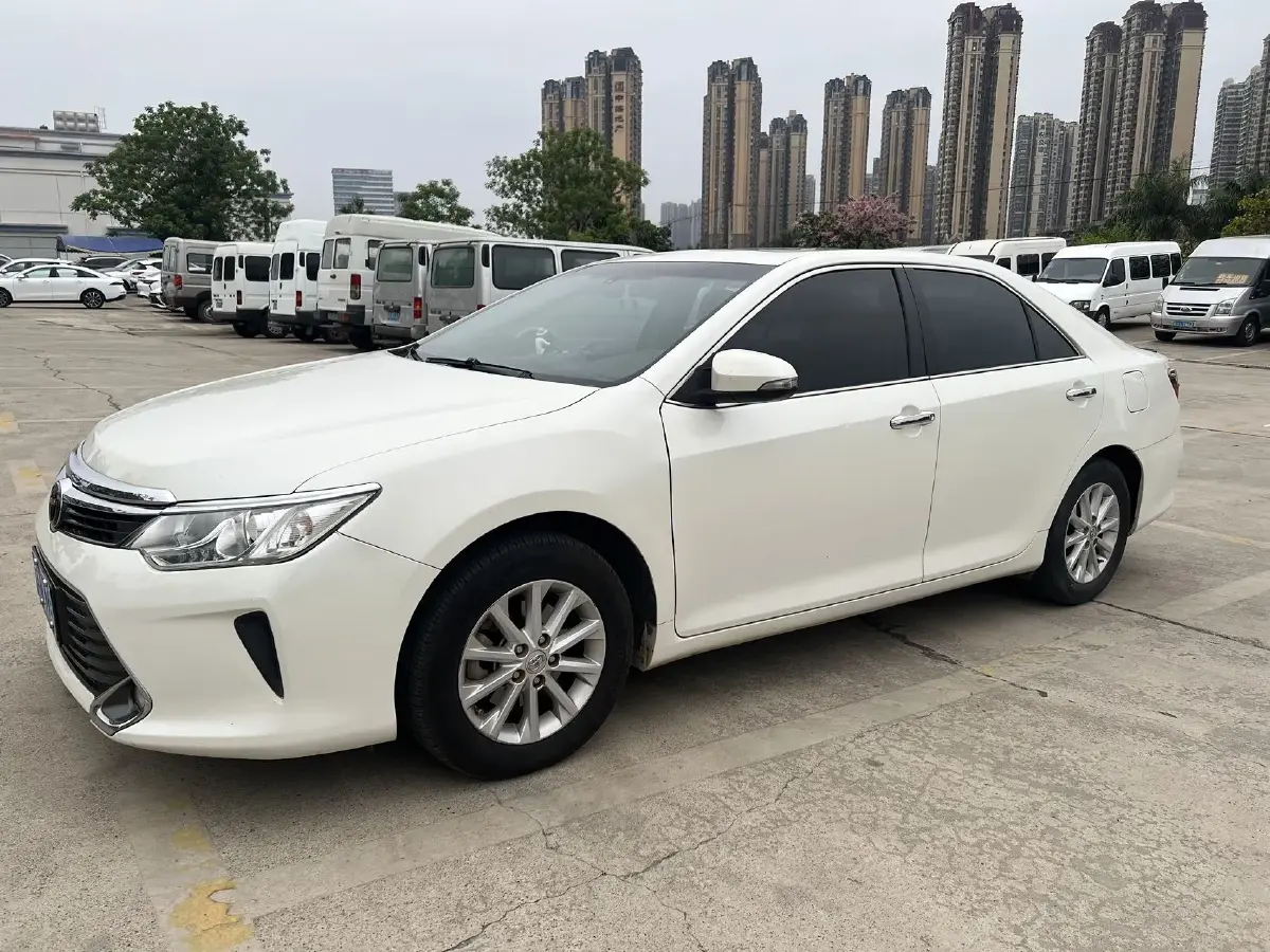 2016 Toyota Camry 2.0L 167HP L4 6AT