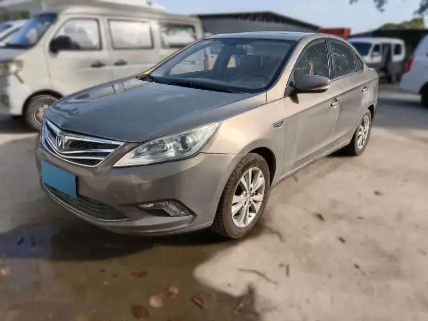 2014 ChangAn Eado 1.6L 125HP L4 4AT