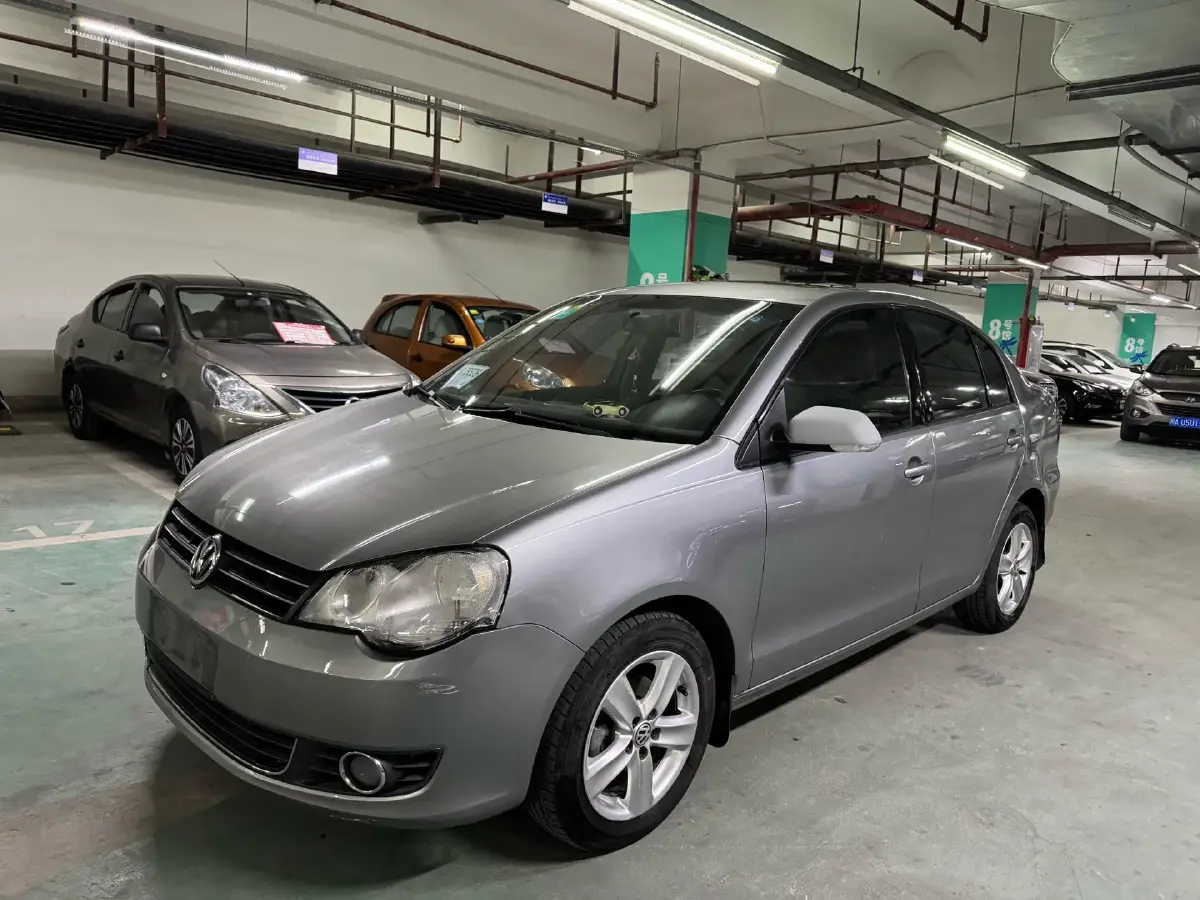 2011 Volkswagen Polo 1.6L 105HP L4 5MT