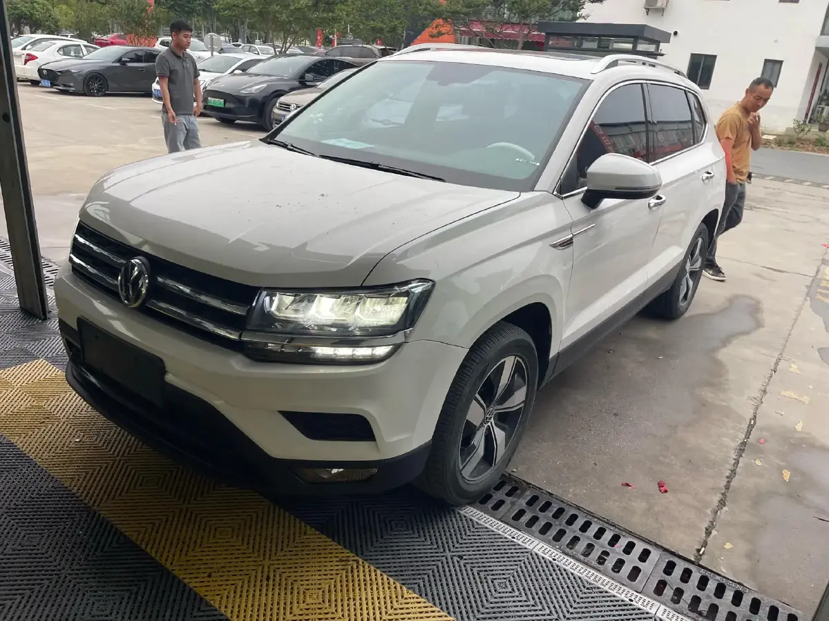 2021 Volkswagen Tharu 1.4T 150HP L4 7DCT