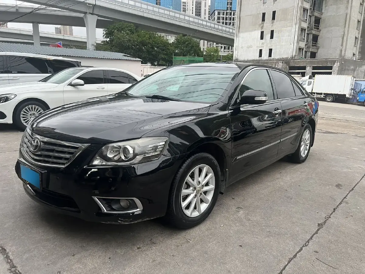 2013 Toyota Camry 2.0L 147HP L4 4AT