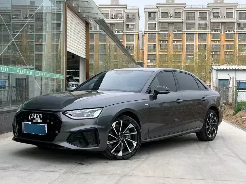 2023 Audi A4L 2.0T 190HP L4 7DCT