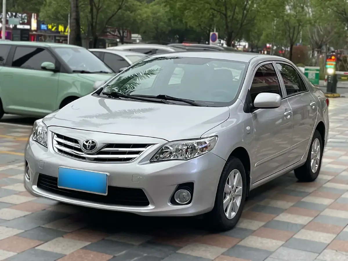 2011 Toyota Corolla 1.8L 140HP L4 CVT
