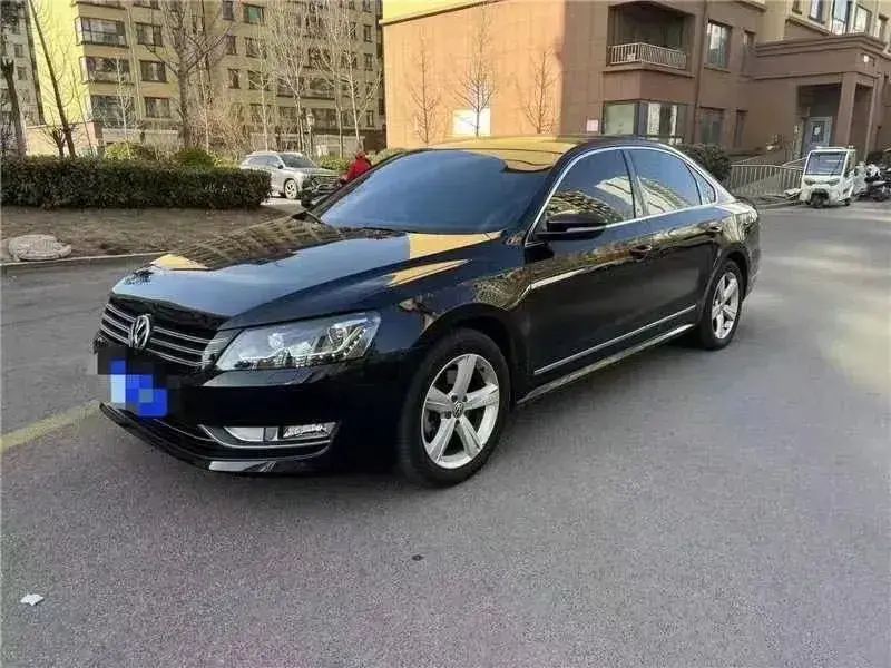 2013 Volkswagen Passat 1.8T 160HP L4 7DCT