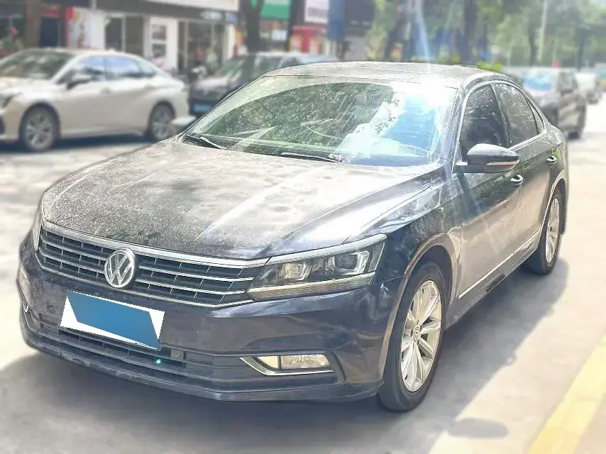 2017 Volkswagen Passat 1.8T 180HP L4 7DCT