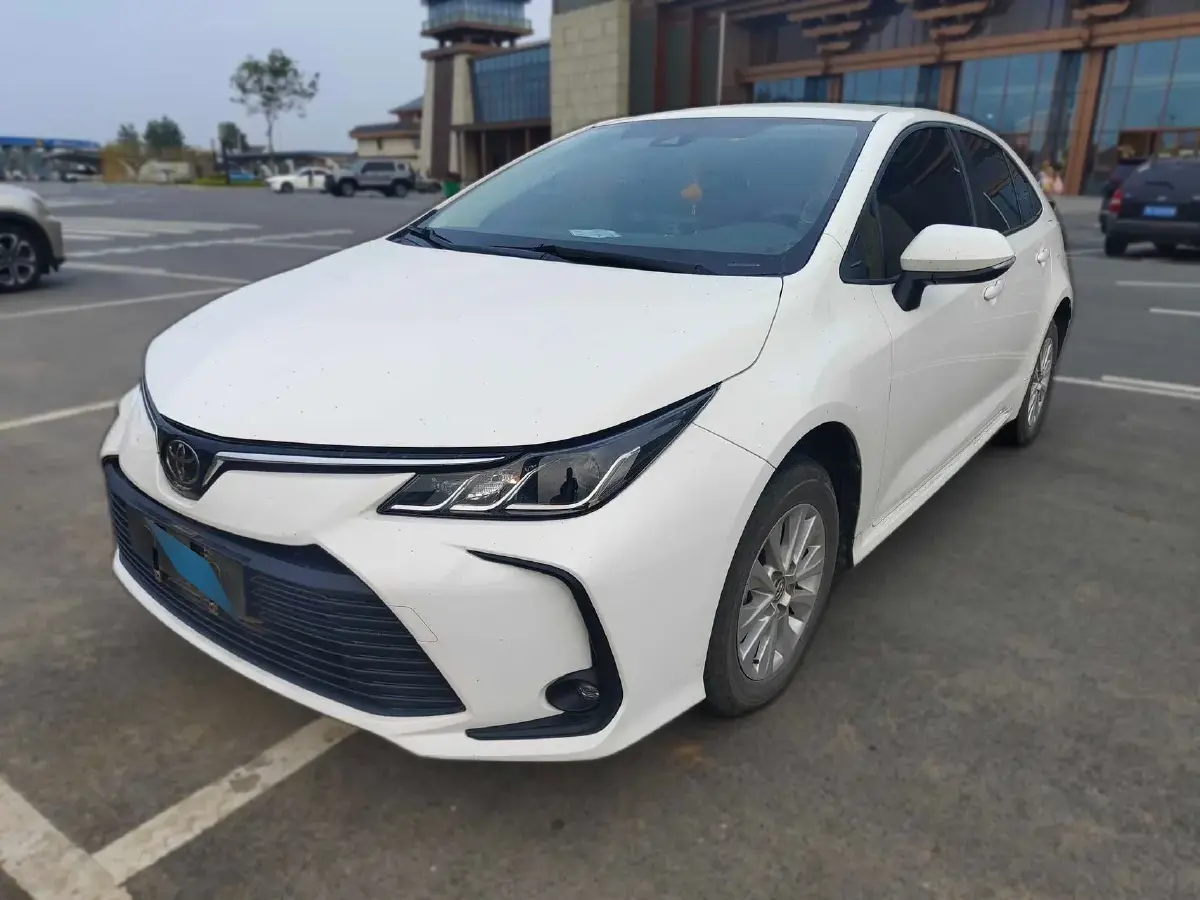 2021 Toyota Corolla 1.2T 116HP L4 CVT