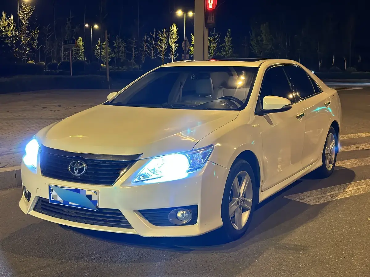 2012 Toyota Camry 2.0L 150HP L4 4AT