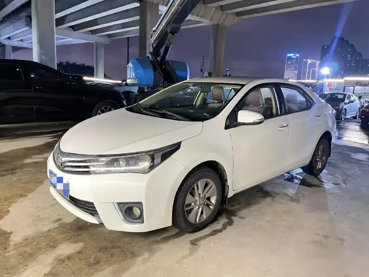 2014 Toyota Corolla 1.6L 122HP L4 CVT