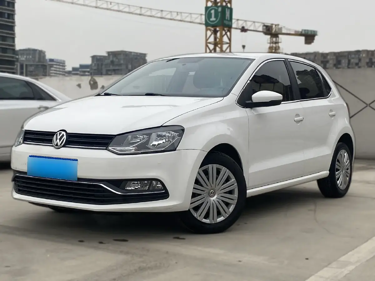2016 Volkswagen Polo 1.6L 110HP L4 5MT