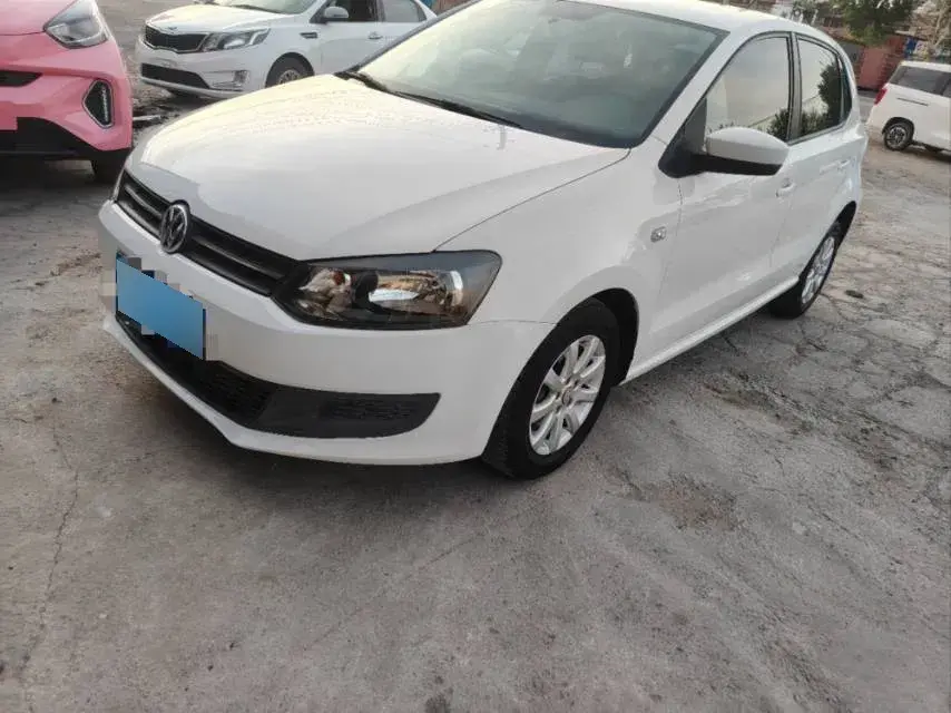 2013 Volkswagen Polo 1.4L 86HP L4 5MT