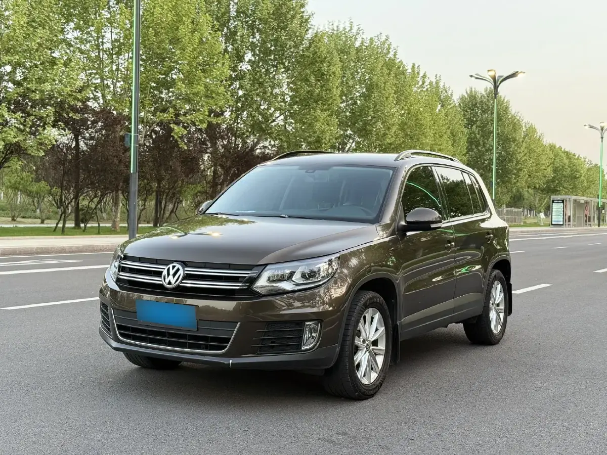 2015 Volkswagen Tiguan 1.8T 160HP L4 6AT