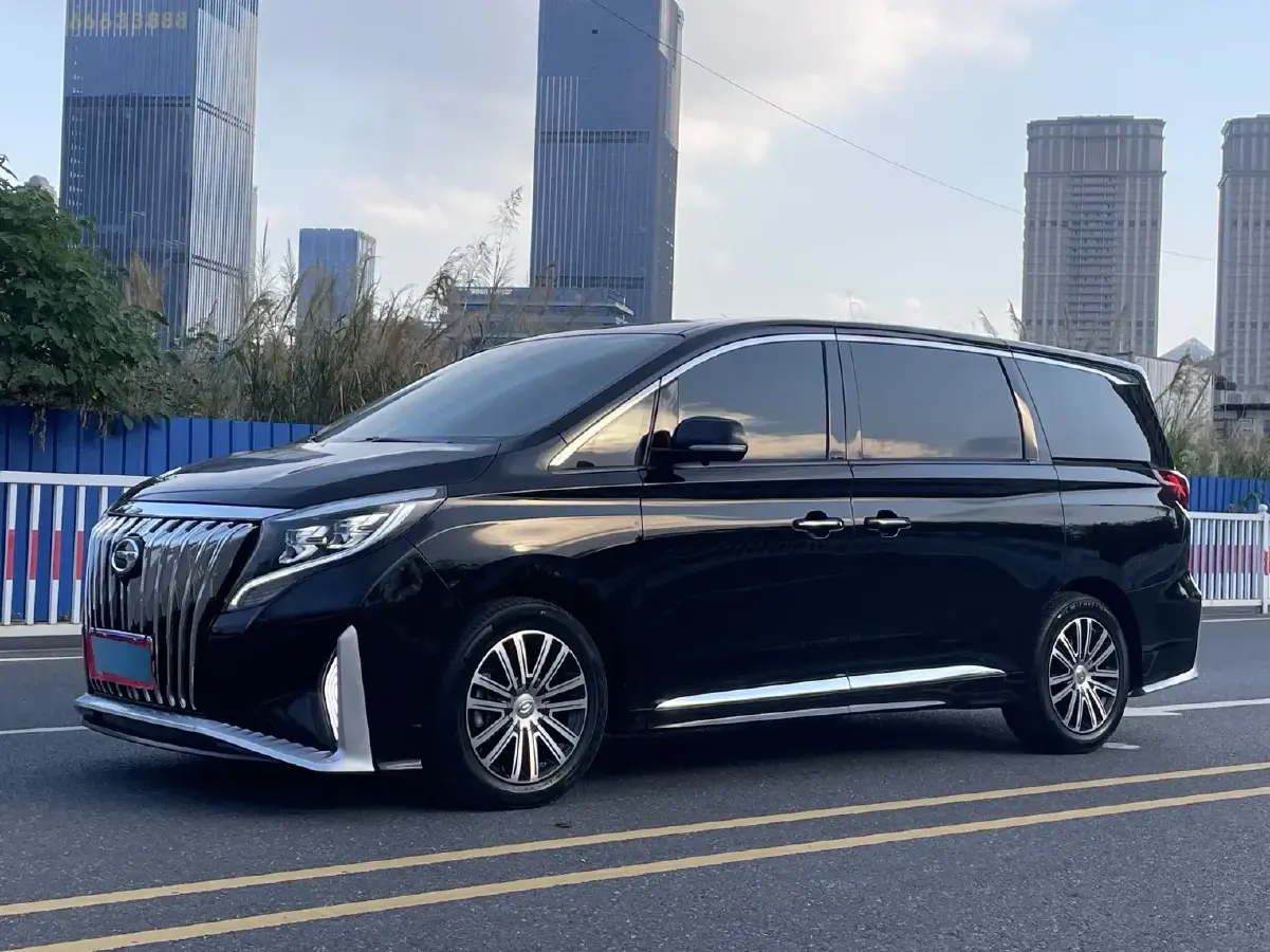 2021 GAC Trumpchi M8 2.0T 252HP L4 8AT