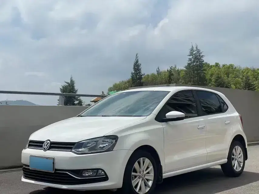 2018 Volkswagen Polo 1.5L 110HP L4 6AT