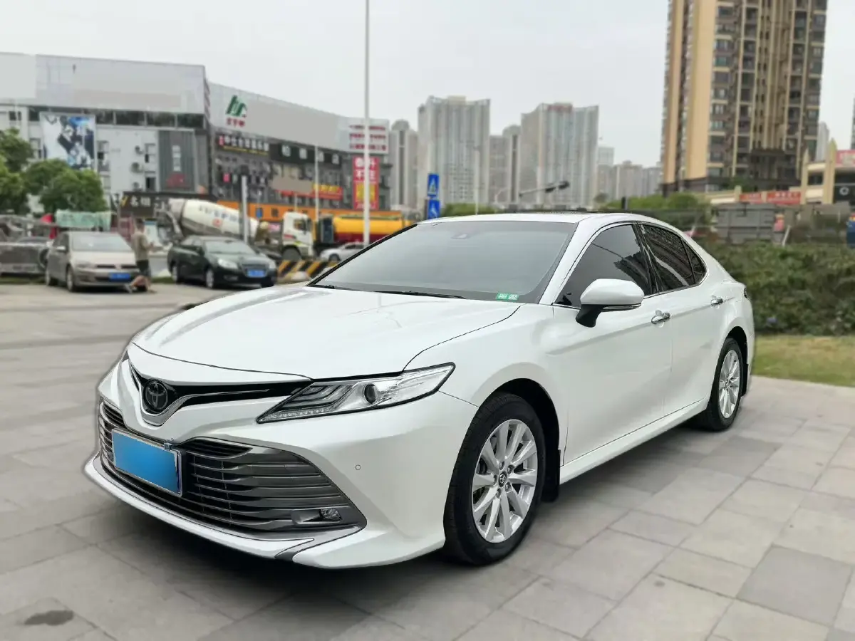 2018 Toyota Camry 2.0L 169HP L4 6AT