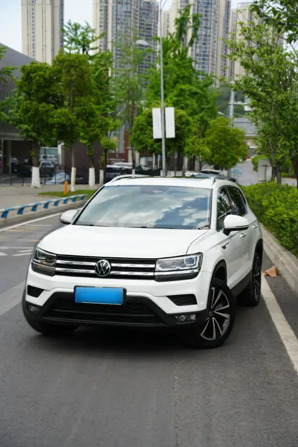 2021 Volkswagen Tharu 1.4T 150HP L4 7DCT
