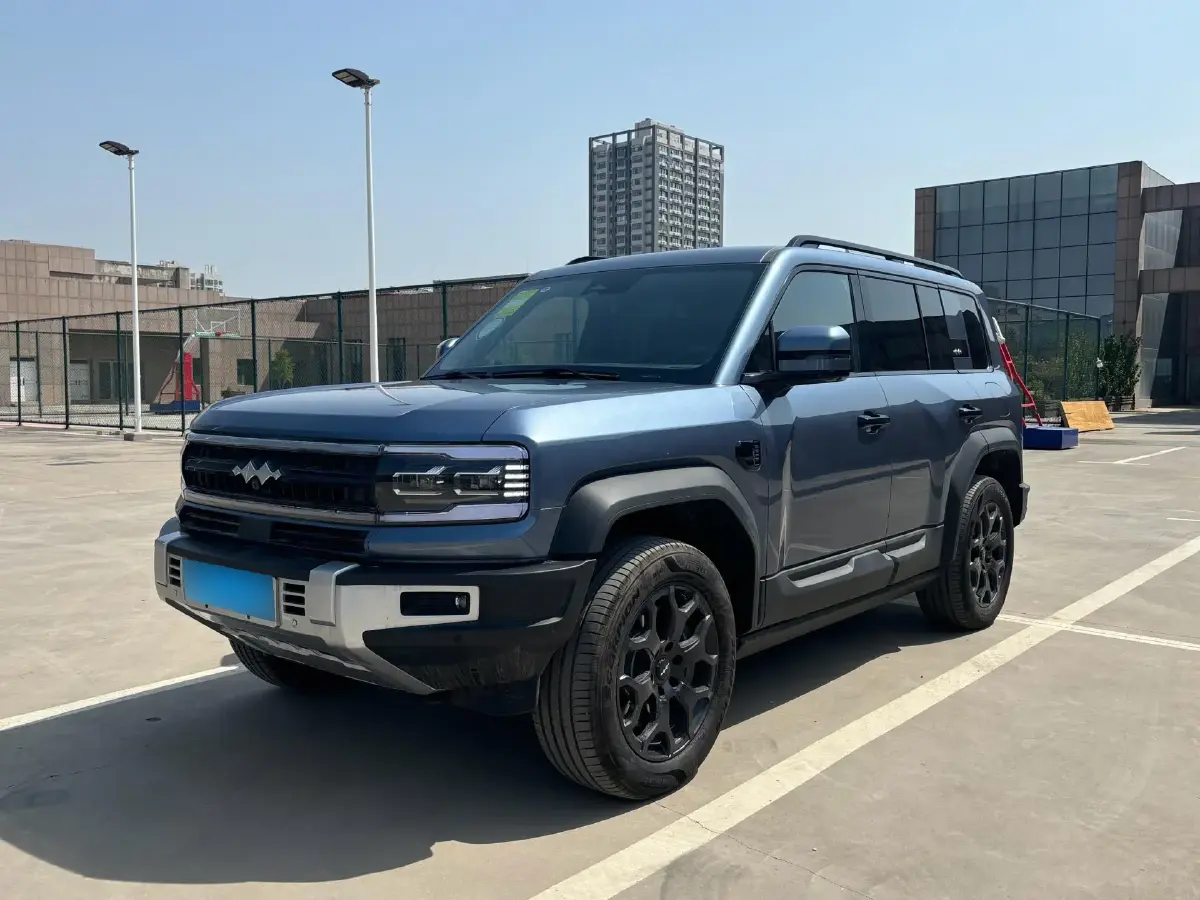 2023 FangChengBao Bao 5 1.5T 194HP L4 E-CVT PHEV 31.8KWH