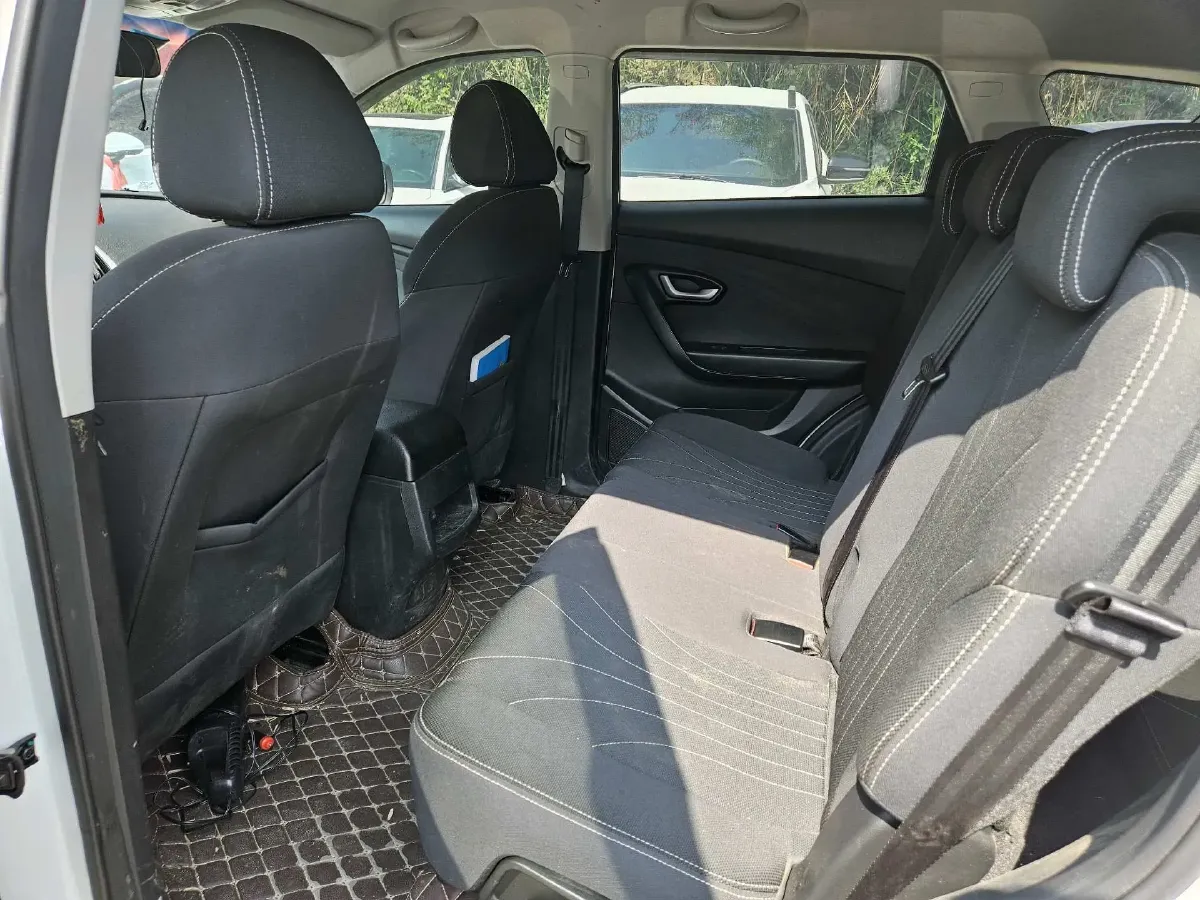 2020 Jetour X70M 1.5T 156HP L4 6MT,autocango,china used car exporter,china ev exporter,chinese used car exporter,chinese used ev exporter