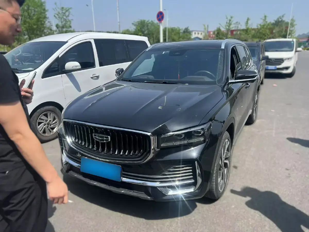 2021 Geely Monjaro 2.0T 218HP L4 7DCT