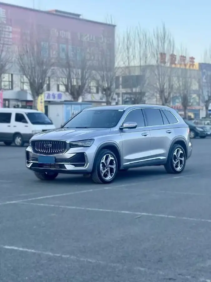 2024 Geely Monjaro 2.0T 238HP L4 8AT