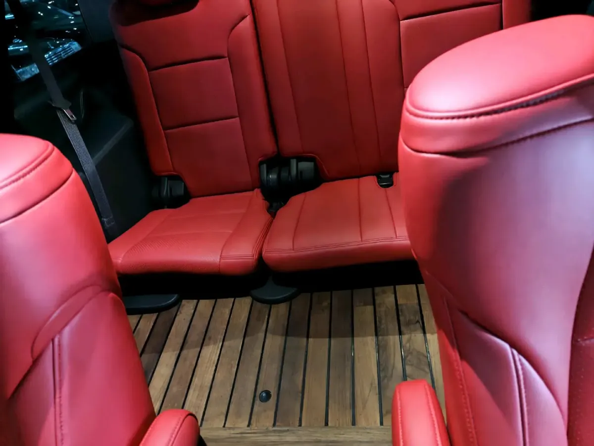 2015 The Durant Guild YUKON 5.3L 355HP V8 6AT,autocango,china used car exporter,china ev exporter,chinese used car exporter,chinese used ev exporter