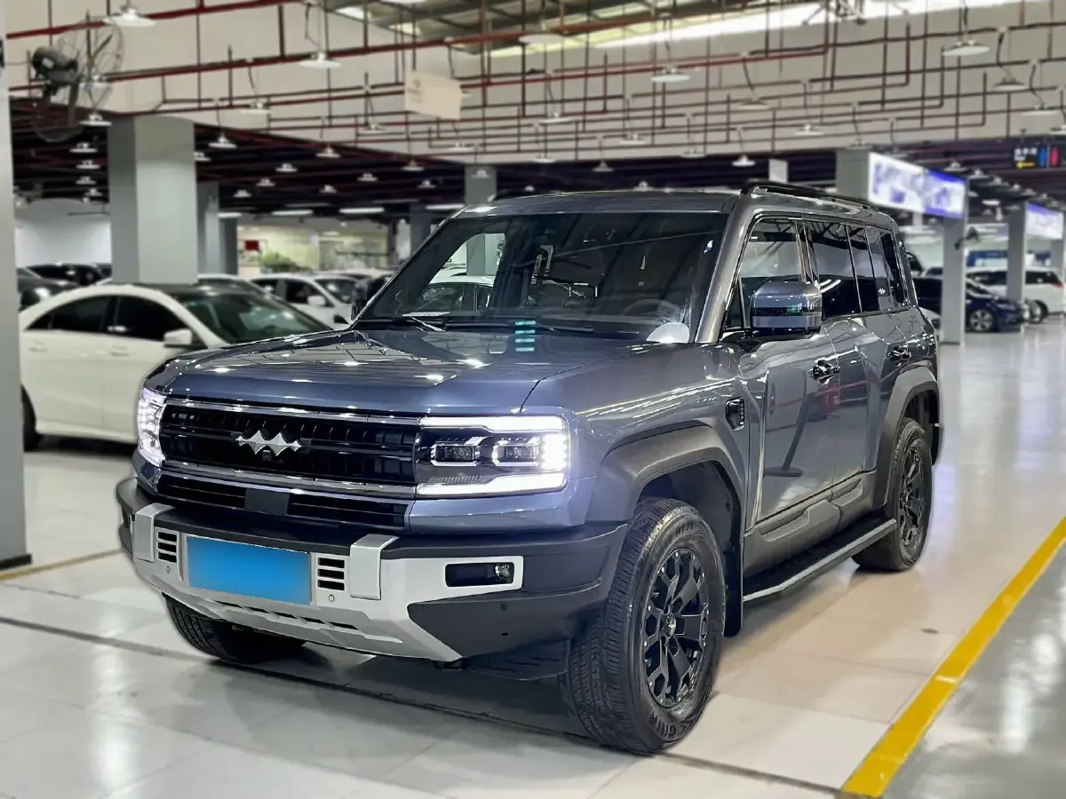 2024 FangChengBao Bao 5 1.5T 194HP L4 E-CVT PHEV 31.8KWH