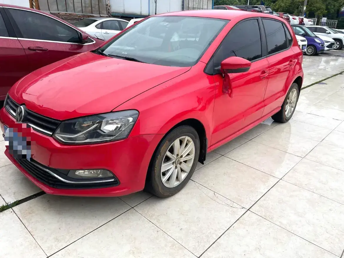 2014 Volkswagen Polo 1.6L 110HP L4 6AT