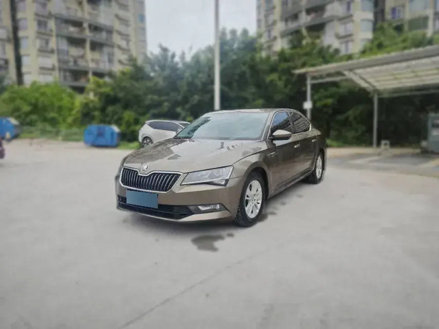2018 Skoda Superb 1.4T 150HP L4 7DCT