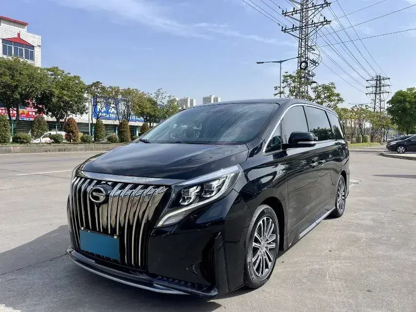 2021 GAC Trumpchi M8 2.0T 252HP L4 8AT