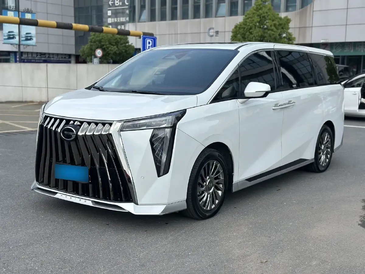 2023 GAC Trumpchi M8 2.0T 252HP L4 8AT