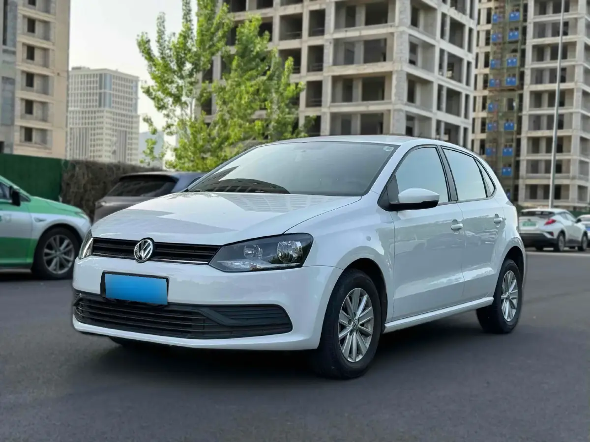 2018 Volkswagen Polo 1.5L 110HP L4 6AT
