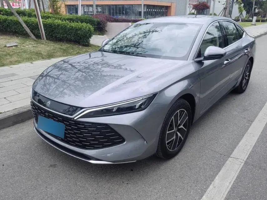 2024 BYD QinL 1.5L 101HP L4 E-CVT PHEV 15.87KWH