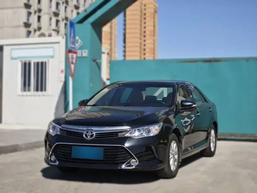 2016 Toyota Camry 2.0L 167HP L4 6AT