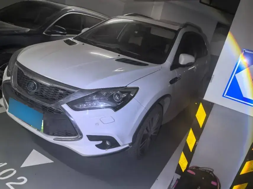 2017 BYD Tang 2.0T 205HP L4 6DCT PHEV