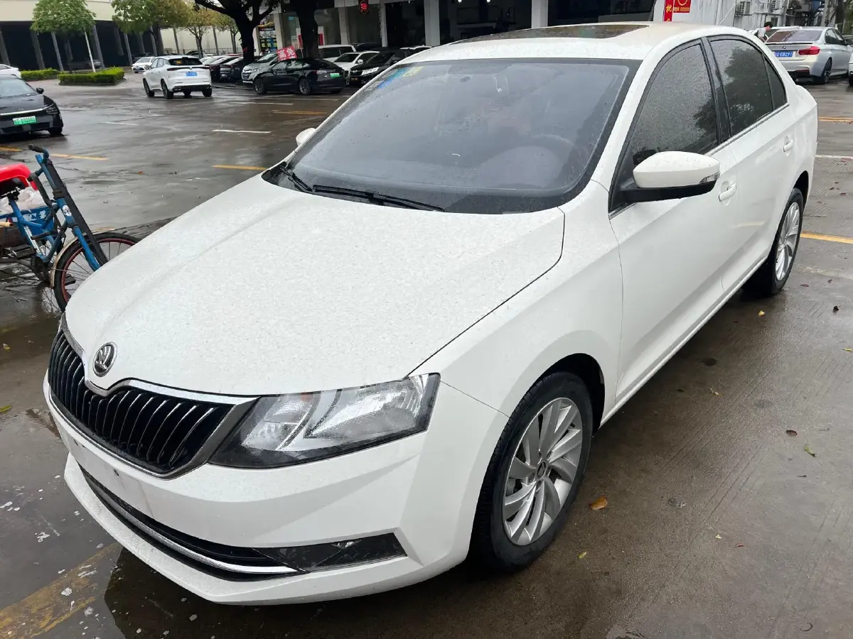 2018 Skoda Rapid 1.4L 90HP L4 5MT