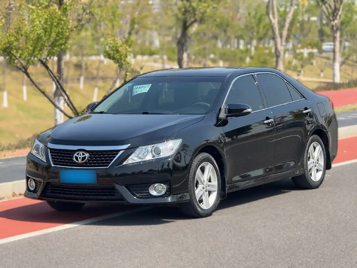 2012 Toyota Camry 2.0L 150HP L4 4AT
