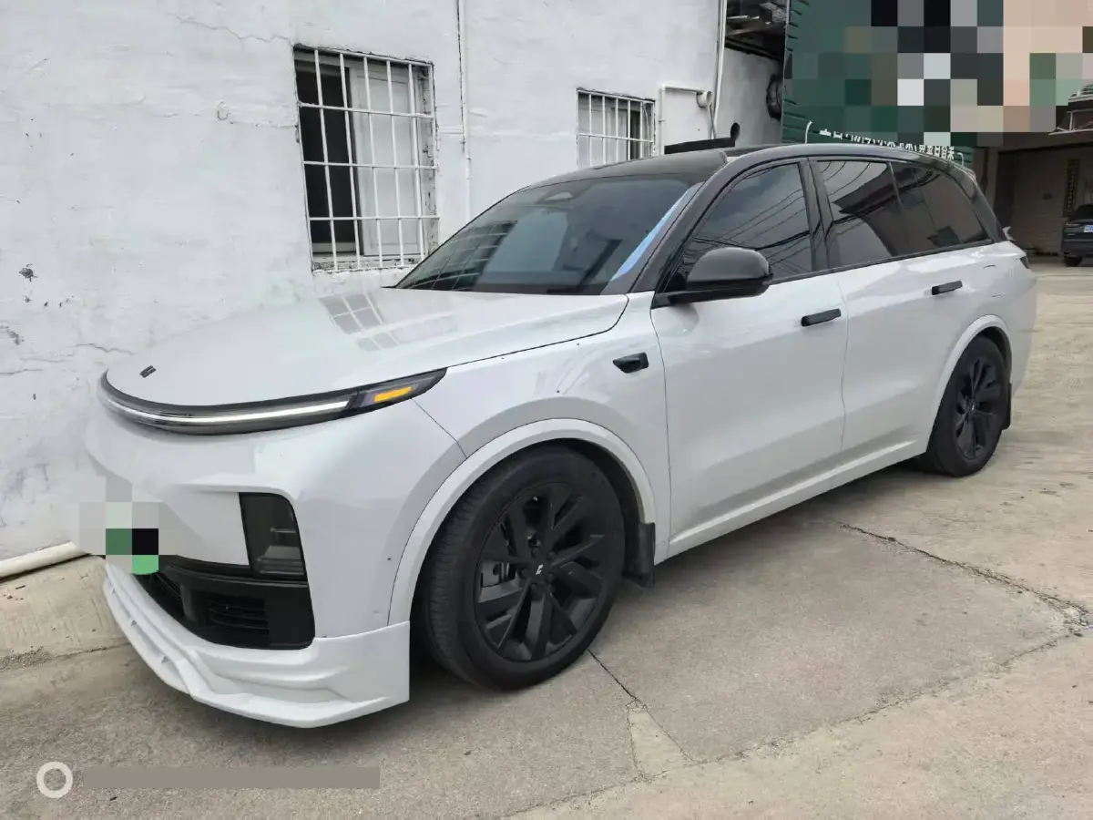 2023 Li L8 Range Extended 154HP REEV 40.9KWH