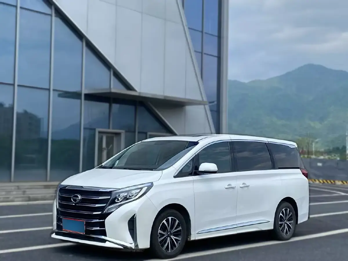 2021 GAC Trumpchi M8 2.0T 252HP L4 8AT