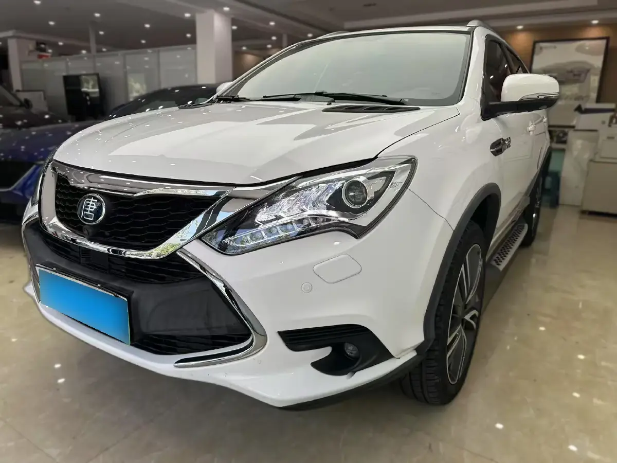 2015 BYD Tang 2.0T 205HP L4 6DCT PHEV 13KWH