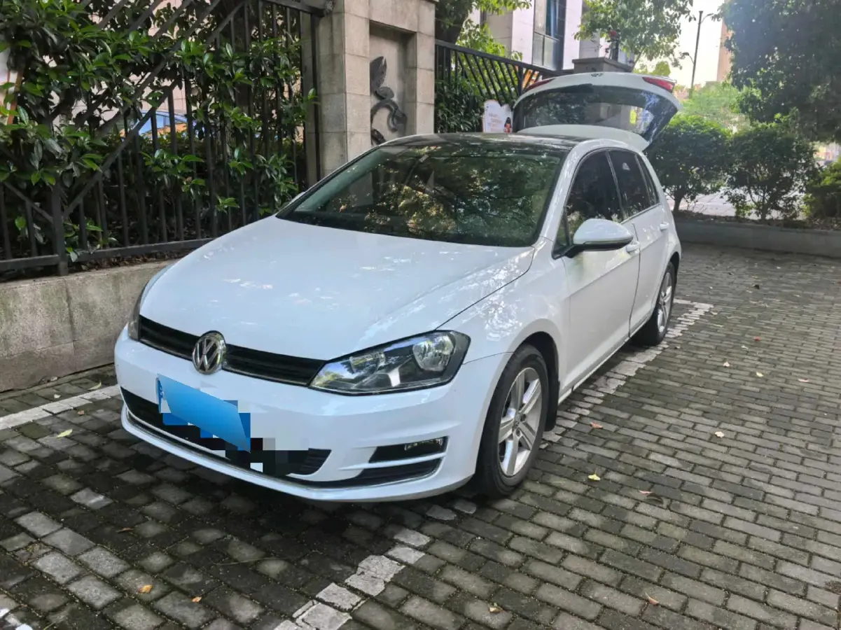 2016 Volkswagen Golf 1.4T 131HP L4 7DCT