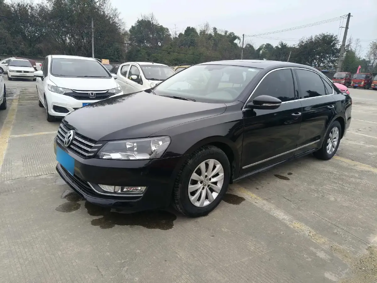 2011 Volkswagen Passat 1.8T 160HP L4 7DCT