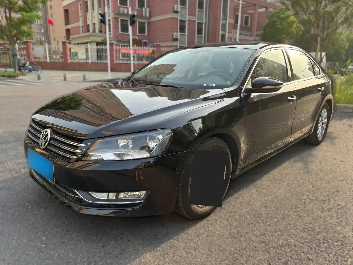 2011 Volkswagen Passat 1.8T 160HP L4 7DCT