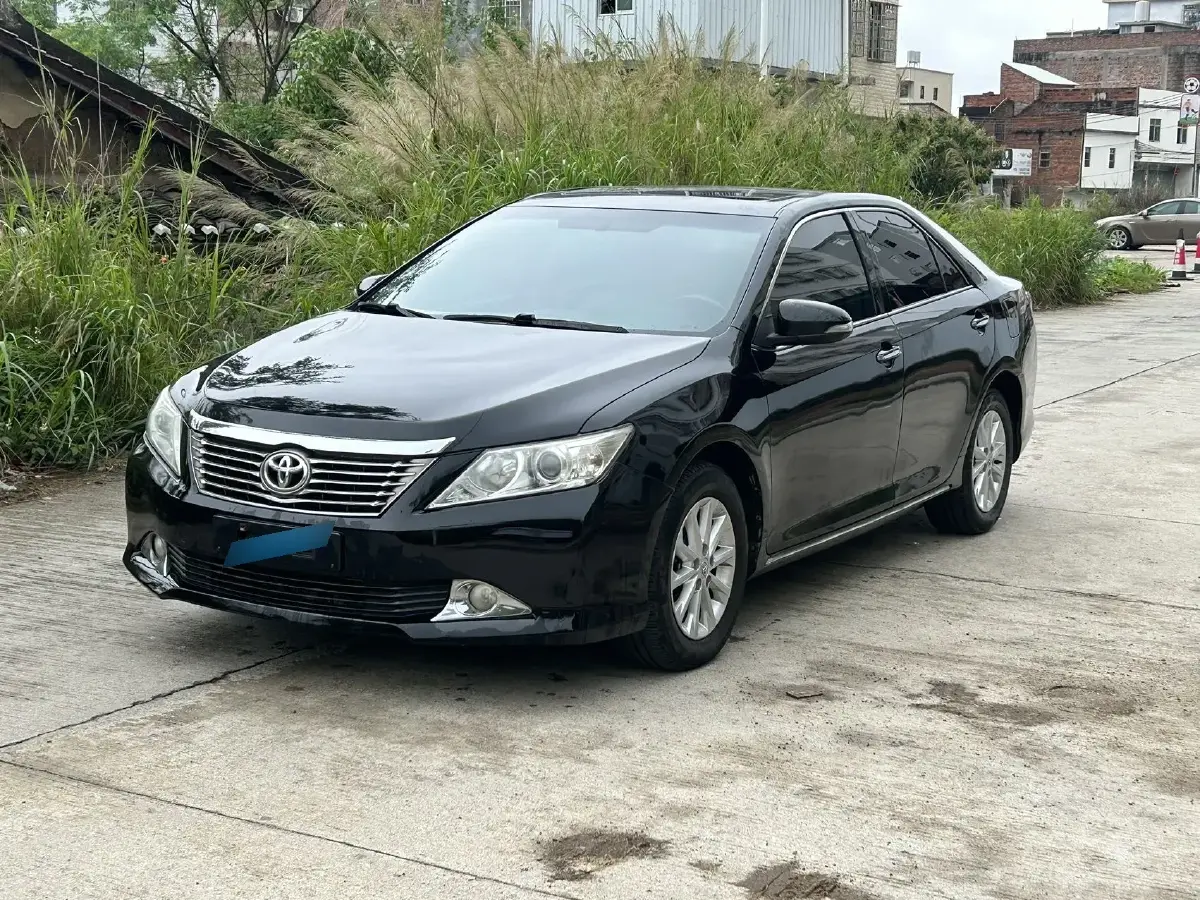 2013 Toyota Camry 2.0L 148HP L4 4AT